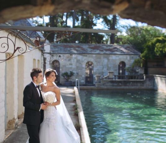 Simple & Elegant Wedding Dresses