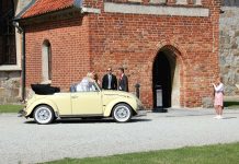 Bouquets That Are Perfect for a Fun and Colorful Wedding