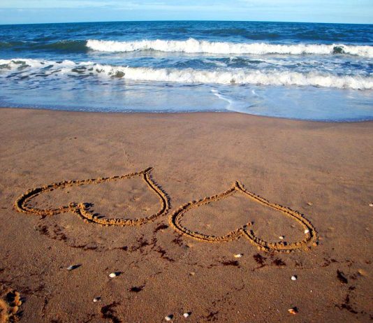 These Wedding Photos Are Beautiful From Every Angle